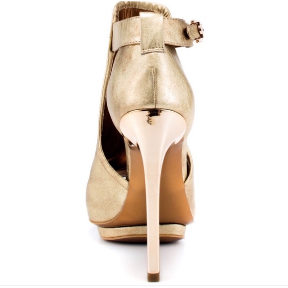 BCBGMaxAzaria “Ma-Laleh” Peeptoe Bootie- sz9 - Picture 2 of 4